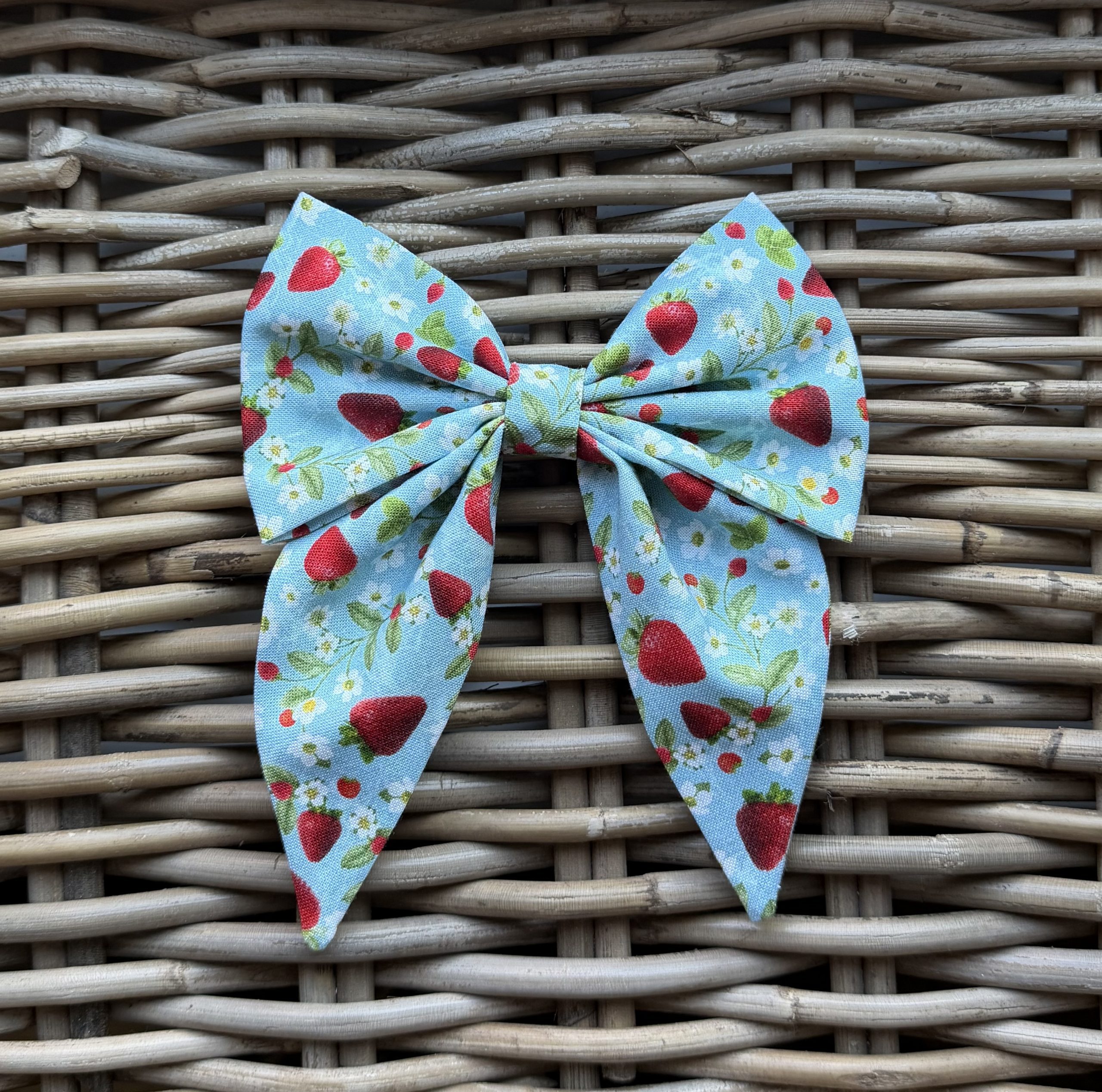 Strawberries and Flowers Bow