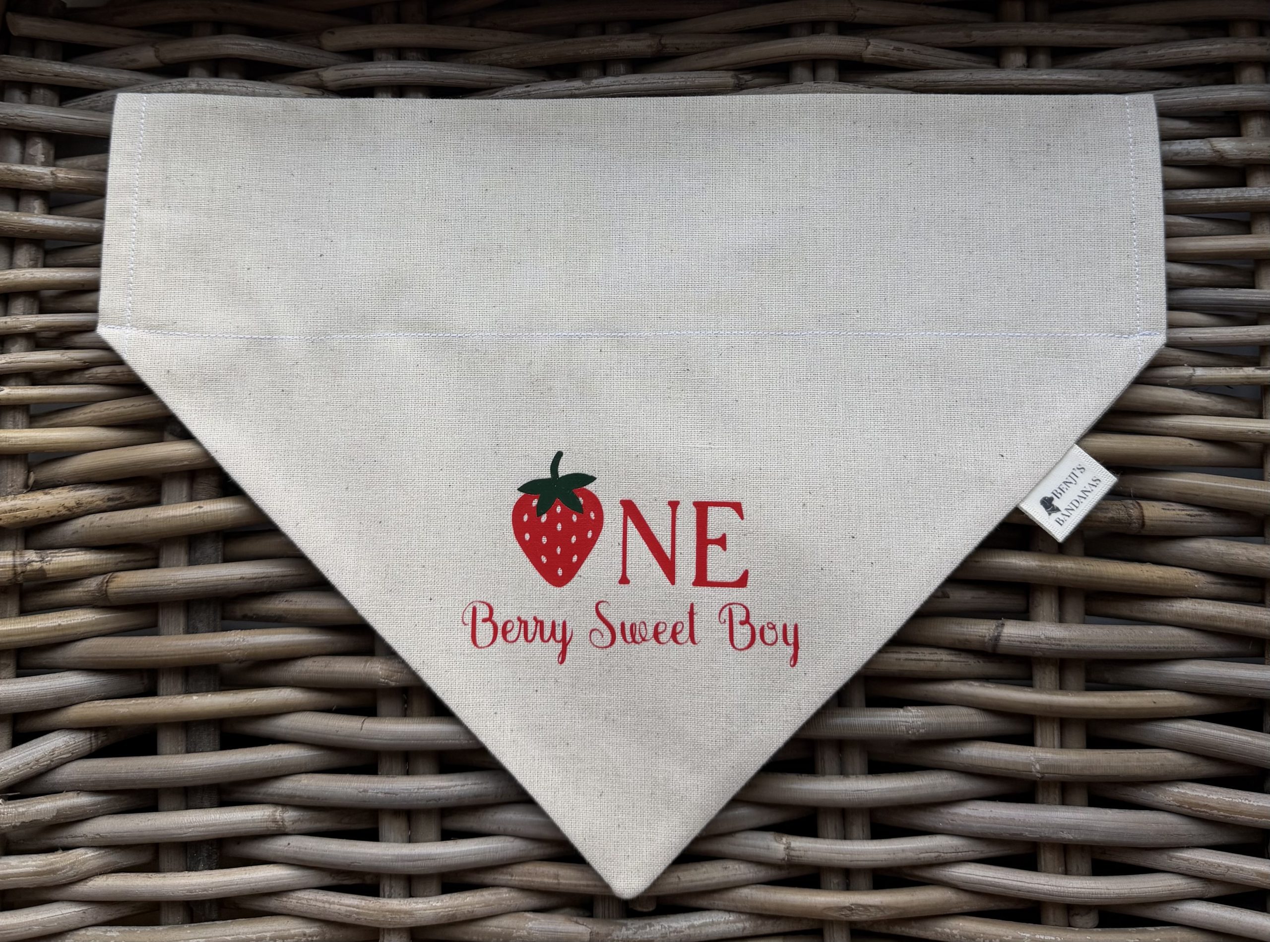Natural Seeded Bandana- Berry Sweet Girl